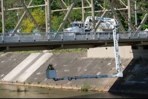 Hickory St slider image 1